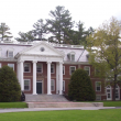 A Guide to the Dartmouth Tuck MBA