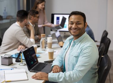 MBA for Indian IT Professionals: How to Transition into Consulting Roles